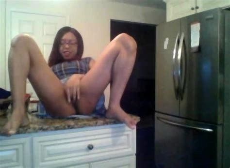 Horny Milf Has Phone Sex Fingering And Toying Wet Pussy At DrTuber