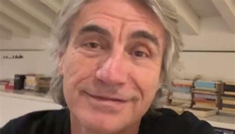 Luciano Ligabue Risponde Ad Antonella Clerici Dopo L Intervista A Belve