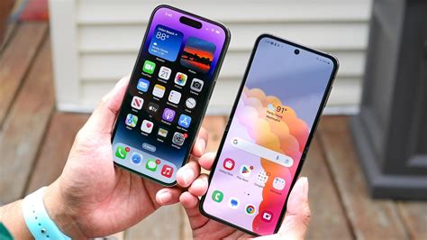 Iphone 15 Pro Vs Samsung Galaxy Z Flip 5 Face Off Which Flagship