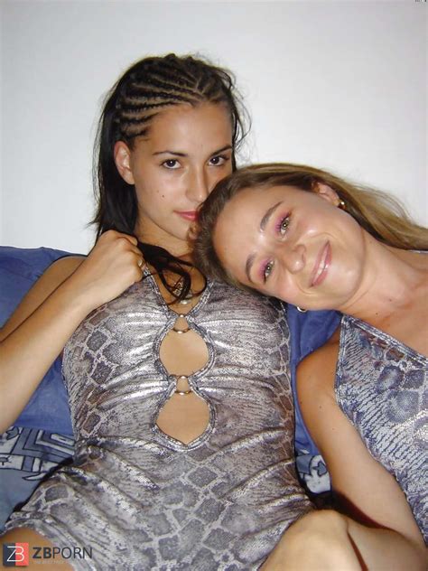 Two Jeumes Salopes ZB Porn