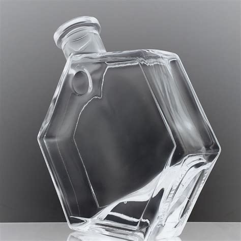 Brandy Chinese 700ml Unique Shape Special Glass Bottle For Liquor High Quality Glass Bottle For