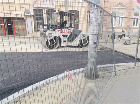 Asfaltiranje Raskrsnice Na Muharu Foto I Video Zemun Org