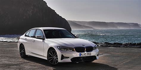 2020 Bmw 3 Series Turns White And Blue In Brand New Photo Gallery