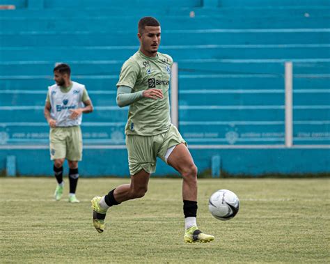 Victor Diniz D Detalhes Da Negocia O Cruzeiro E Fala De Retorno