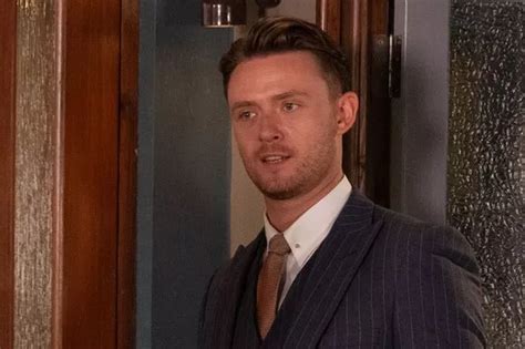 Itv Coronation Street Fans Rumble Joel Deering S Sinister Link To