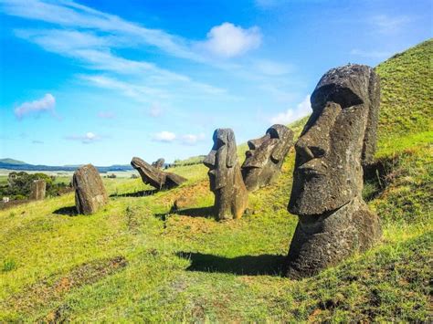 10 Epic Things To Do In Easter Island 5colorfulbackpacks