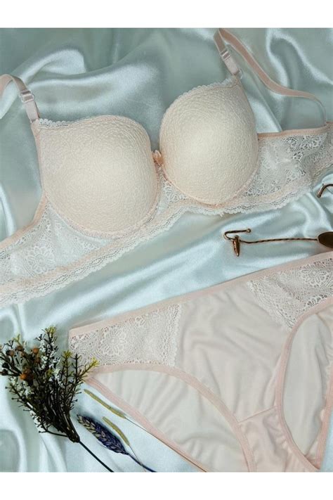 Nurperi Giyim Kad N Destekli Balenli Pudra S Tyen Ve Bikini Tip K Lot Tak M Fiyat Yorumlar