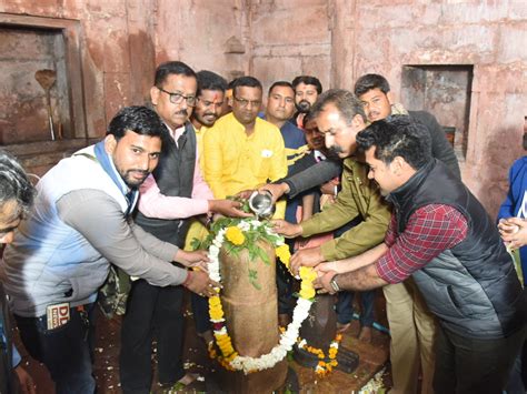 The Locks Of This Temple Located In Raisen Fort Open Only Once In A Year सोमेश्वर धाम के