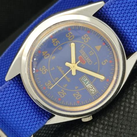 VINTAGE SEIKO 5 AUTOMATIC 7009A JAPAN MENS DAY DATE BLUE WATCH 608h