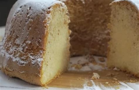 Рецепта за лимонов кекс с ядки за начинаещи - кулинарно.бг