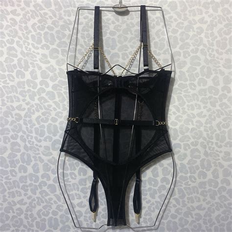 Body Transparent et Chaîne Lingerie Sensuelle et Élégante