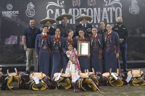 RICARDO GALLARDO PREMIÓ A LAS Y LOS CAMPEONES DEL ESTATAL DE CHARRERÍA