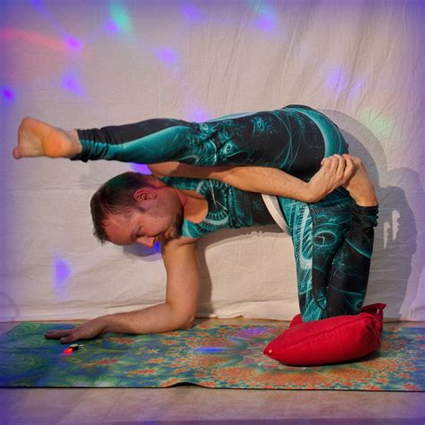 Bound Lizard Pose Asana