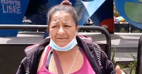 Video Claudia La Pitufa De Transmilenio Se Mam Del Uribismo Y Ahora