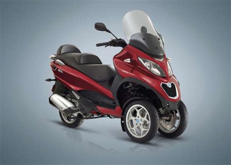 Piaggio Mp Business Lt Abs Asr Review Total Motorcycle