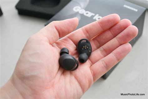 Samsung Gear Iconx 2018 Review