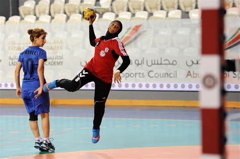 Handball Training | Fatima Bint Mubarak Ladies Sports Academy