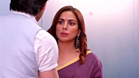 Kundali Bhagya 22 November 2023 Written Update Preeta Feels Drawn