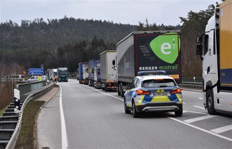 Bauernproteste Im Landkreis Schwandorf Zwei Autofahrer Verlieren Auf