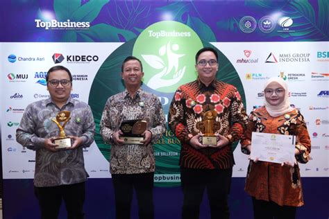 Jalankan CSR Inovatif PTBA Borong 3 Penghargaan TOP CSR Awards