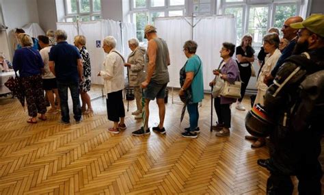 Législatives en France Le Rassemblement national en tête du premier