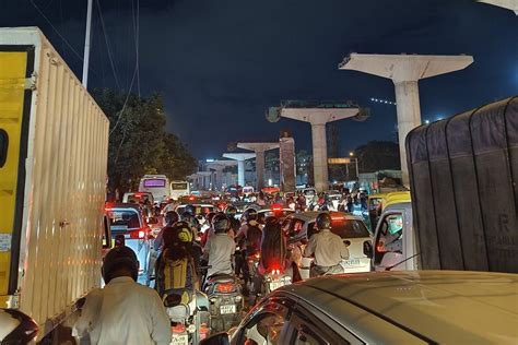 Bengalurus Poor Infrastructure Led To Horrific Traffic Jam