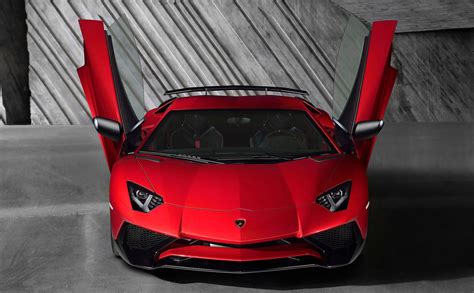 藍寶基尼Lamborghini Aventador LP 750 4 Superveloce LP 700 4 Pirelli