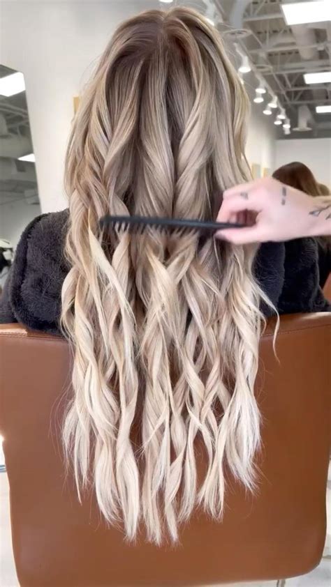 7 Effortless Beach Waves Hairstyles—and How To Do Them Yourself Artofit