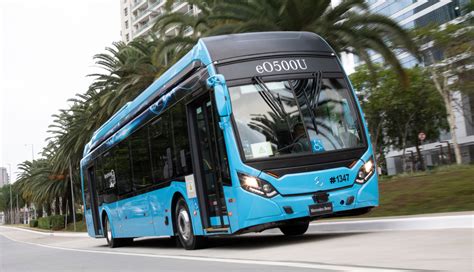 Electrificación regional Mercedes Benz anunció la entrega de los