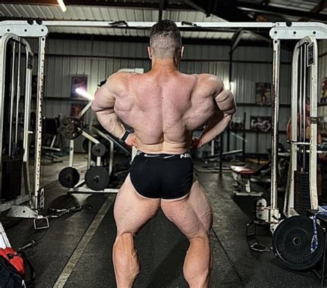 Bodybuilder and Muscle Men — whitepapermuscle: Connor Rudelhoff