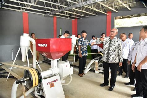 Resmikan Lumbung Pangan Bupati Minta Agar Dapat Menjaga Merawat Aset