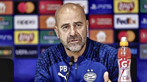 Peter Bosz Geeft Basisspelers Rust En Wijzigt Opstelling Tegen Arsenal