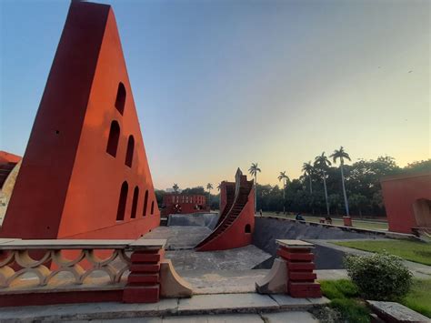 Jantar Mantar New Delhi Location Timings And Nearest Metro