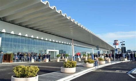 Ponte 2 Giugno A Fiumicino Orari Della Passerella Pedonale