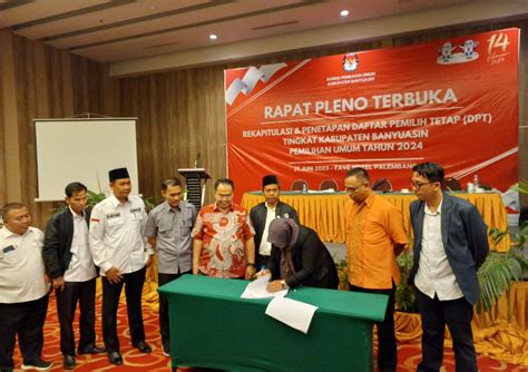 Rapat Pleno Terbuka Rekapitulasi Dan Pemilih Tetap Dpt Tingkat Kpu