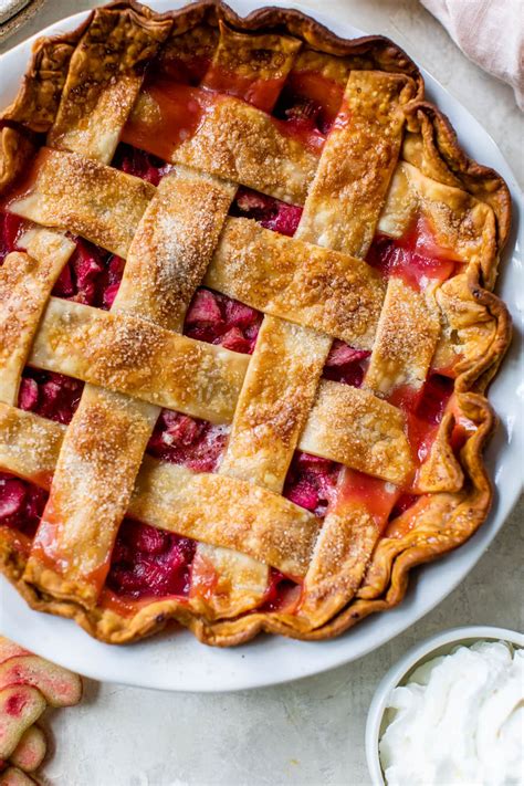 Rhubarb Pie Wellplated