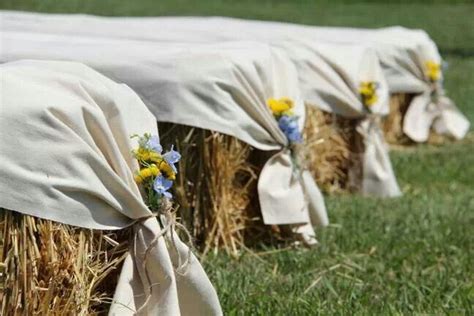 Cute Seat Ideas Hay Bales Covered With Canvas Straw Bales Wedding