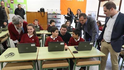 La Fundaci N Santos M Rtires Apuesta Por El Uso De Chromebooks