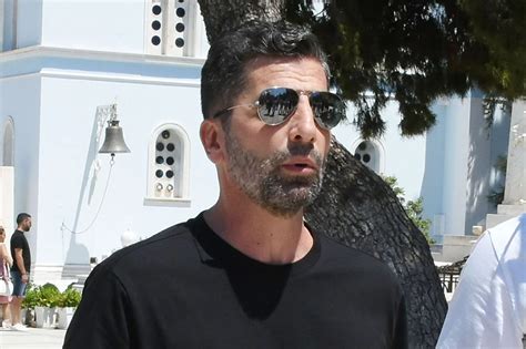 Στα 55 μου με αξίωσε ο Θεός να νοικιάσω 1 μεγάλο σπίτι 100τμ, με τον ...