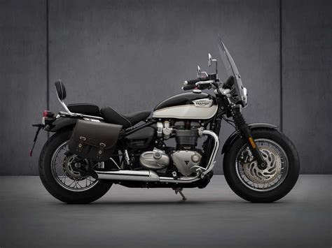 Galeria de fotos Nova Triumph Bonneville é lançada e confirmada para o