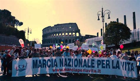 IL 19 MAGGIO L OTTAVA EDIZIONE DELLA MARCIA PER LA VITA Roma Sociale