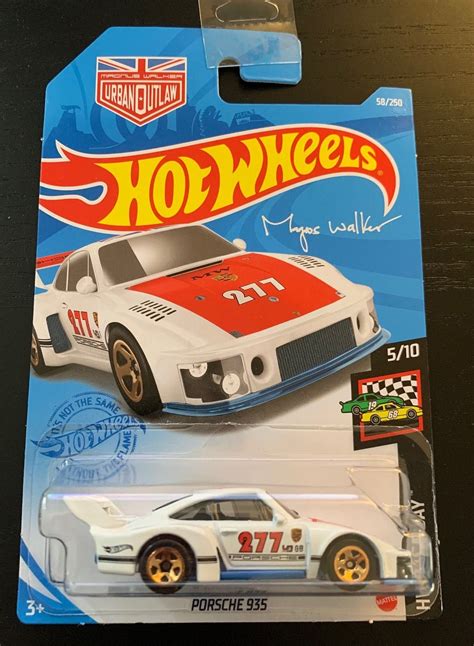 Hot Wheels Porsche Magnus Walker White With Gold Wheels Long Card Hw Race Day Hard To Find