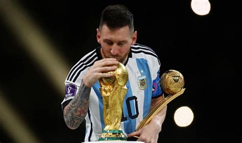 Día del futbolista argentino la historia de Lionel Messi resumida en 8