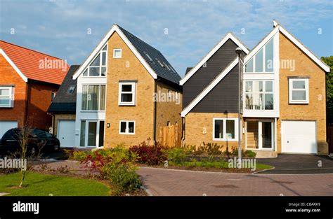 Newly Built Houses For Sale UK Stock Photo Alamy