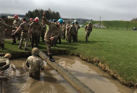 Students Get Taste Of Army Life At Catterick Garrison Richmondshire Today