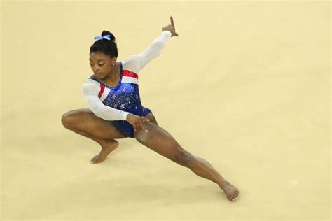 Championnats Du Monde Un Quatrième Titre Et Un Record Pour Simone Biles