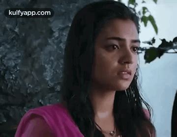 Sad.Gif GIF – Sad Ohm shanthi oshaana Nazriya nazim – discover and share GIFs