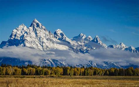 The Must See In Grand Teton National Park Hiking People