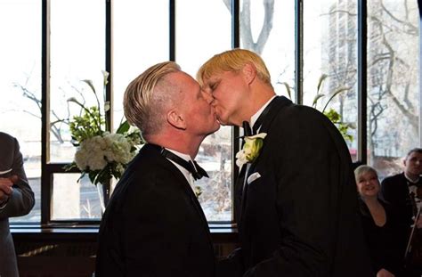 An Elegant Top Hat Themed Same Sex Wedding In Winnipeg Weddingbells