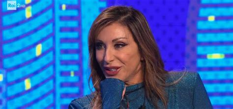 Sabrina Salerno/ "Fiera di essere un'icona degli Anni '80": e quel ...
